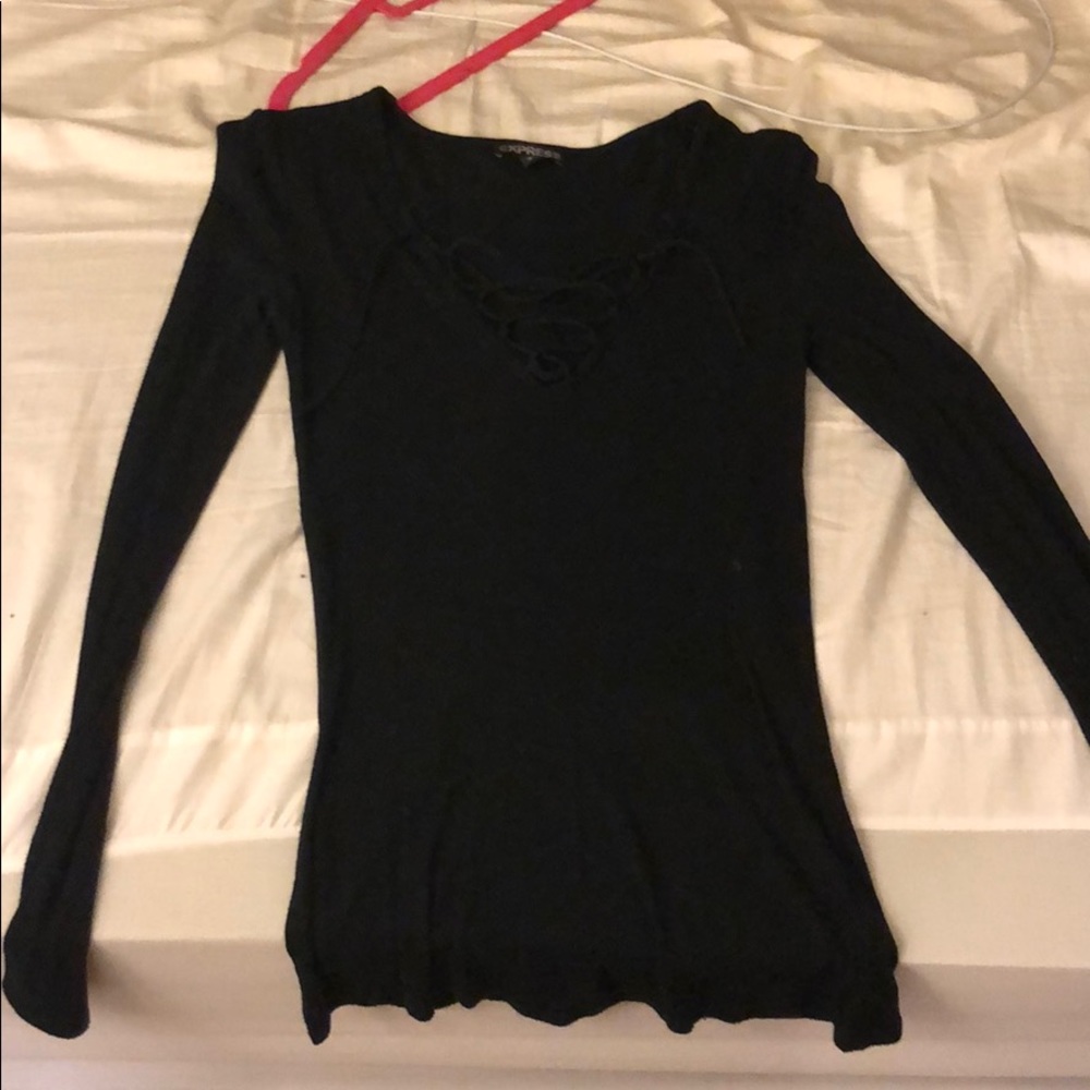 lace up black top